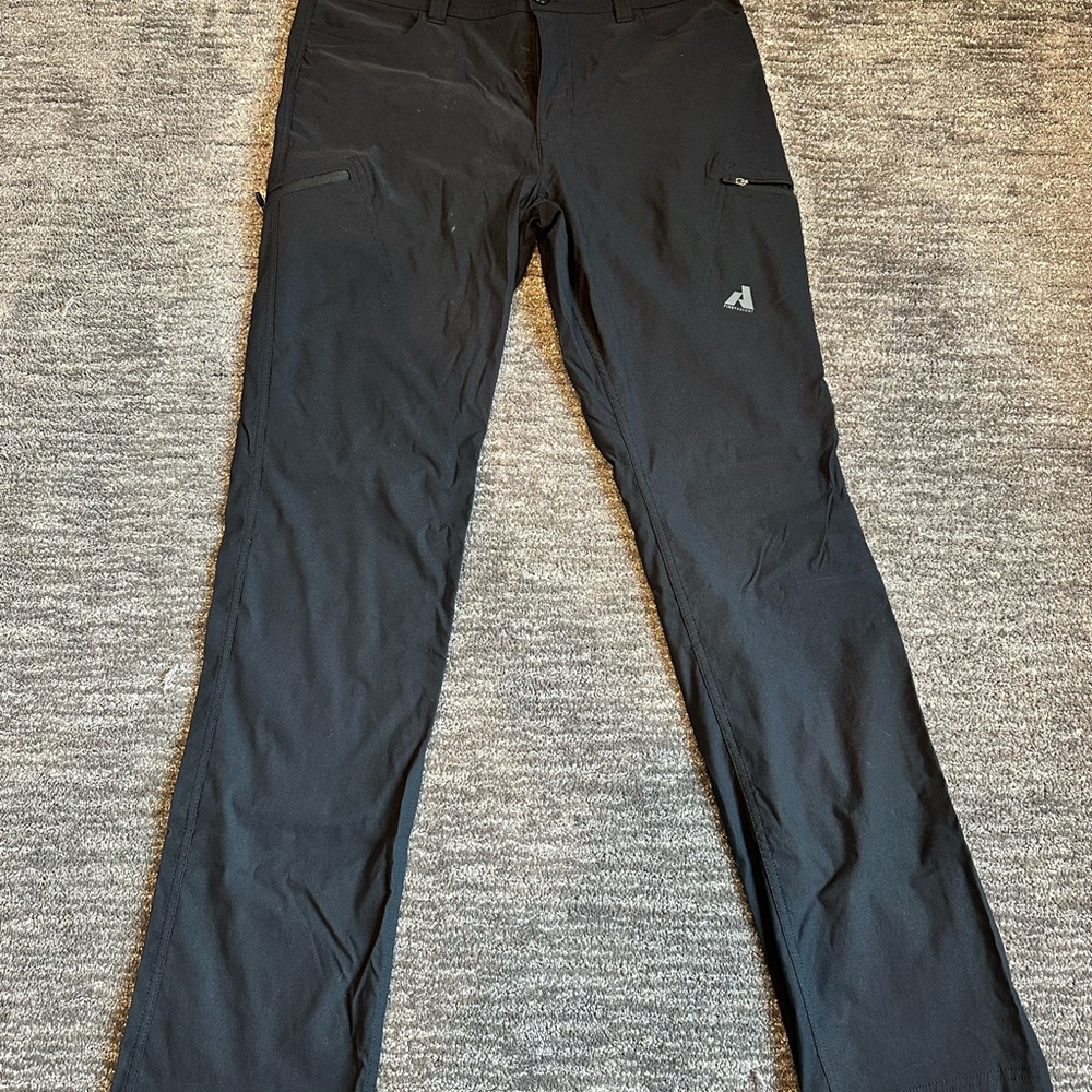 Women’s Eddie Bauer Pants - Black Size 14 Tall